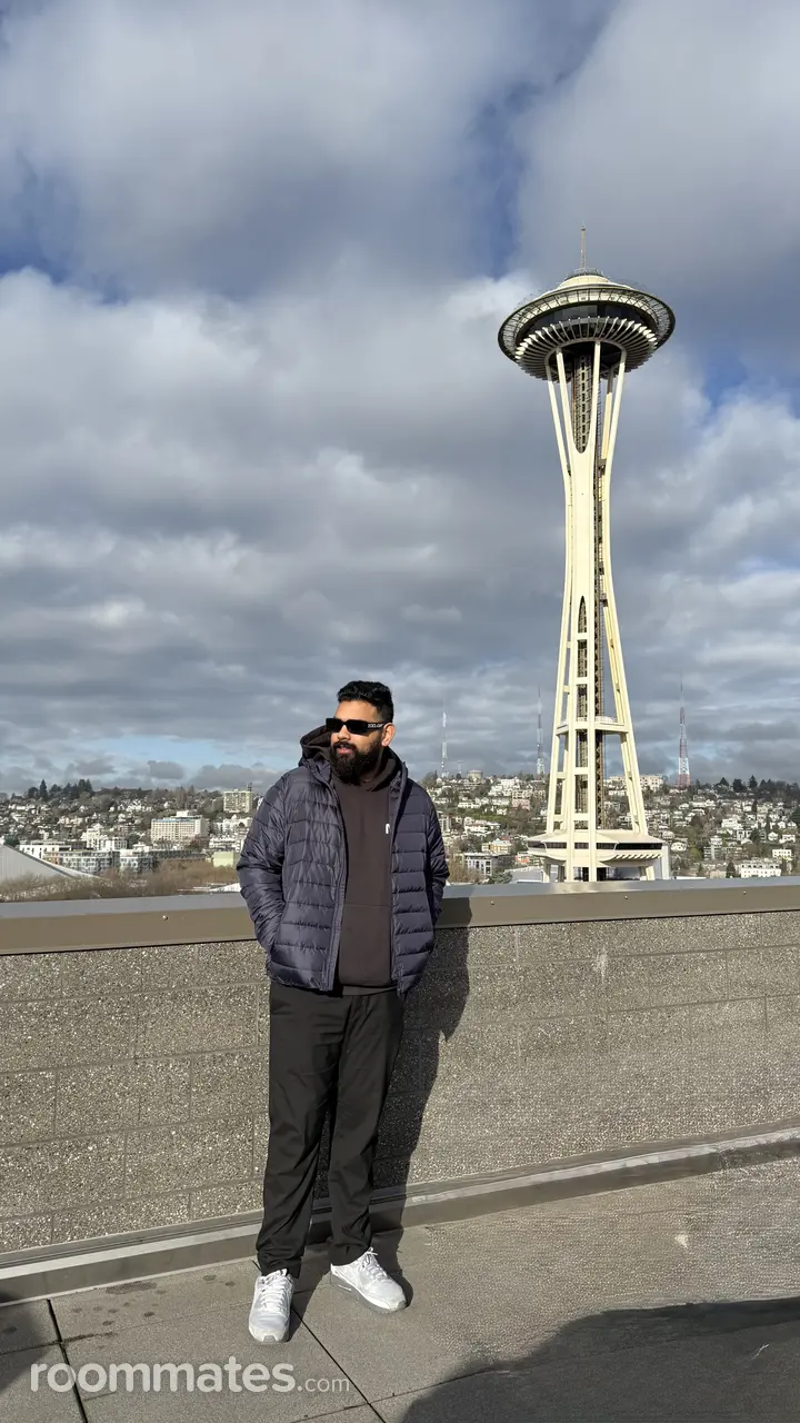 Profile photo 4 of 4