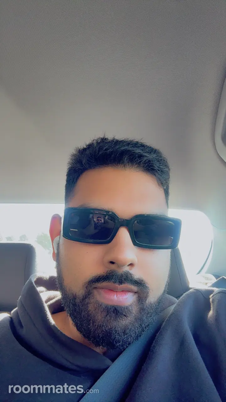 Profile photo 1 of 4