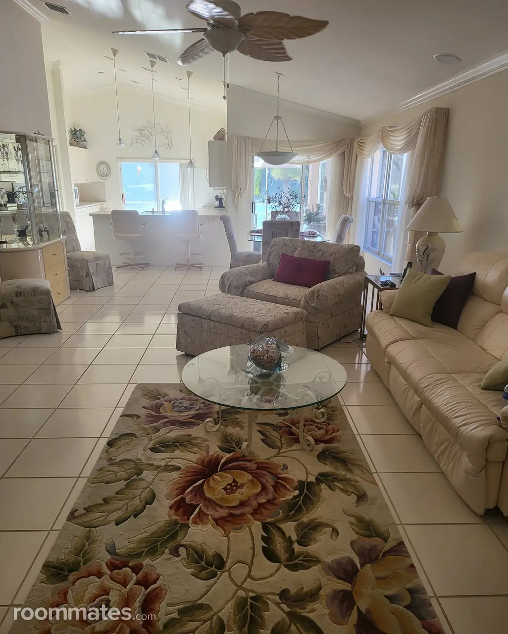 Profile photo 7 of 11