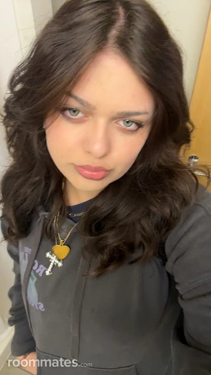 Profile photo 1 of 1