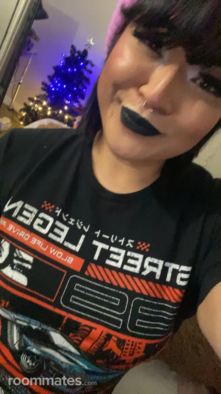 Profile photo 3 of 7