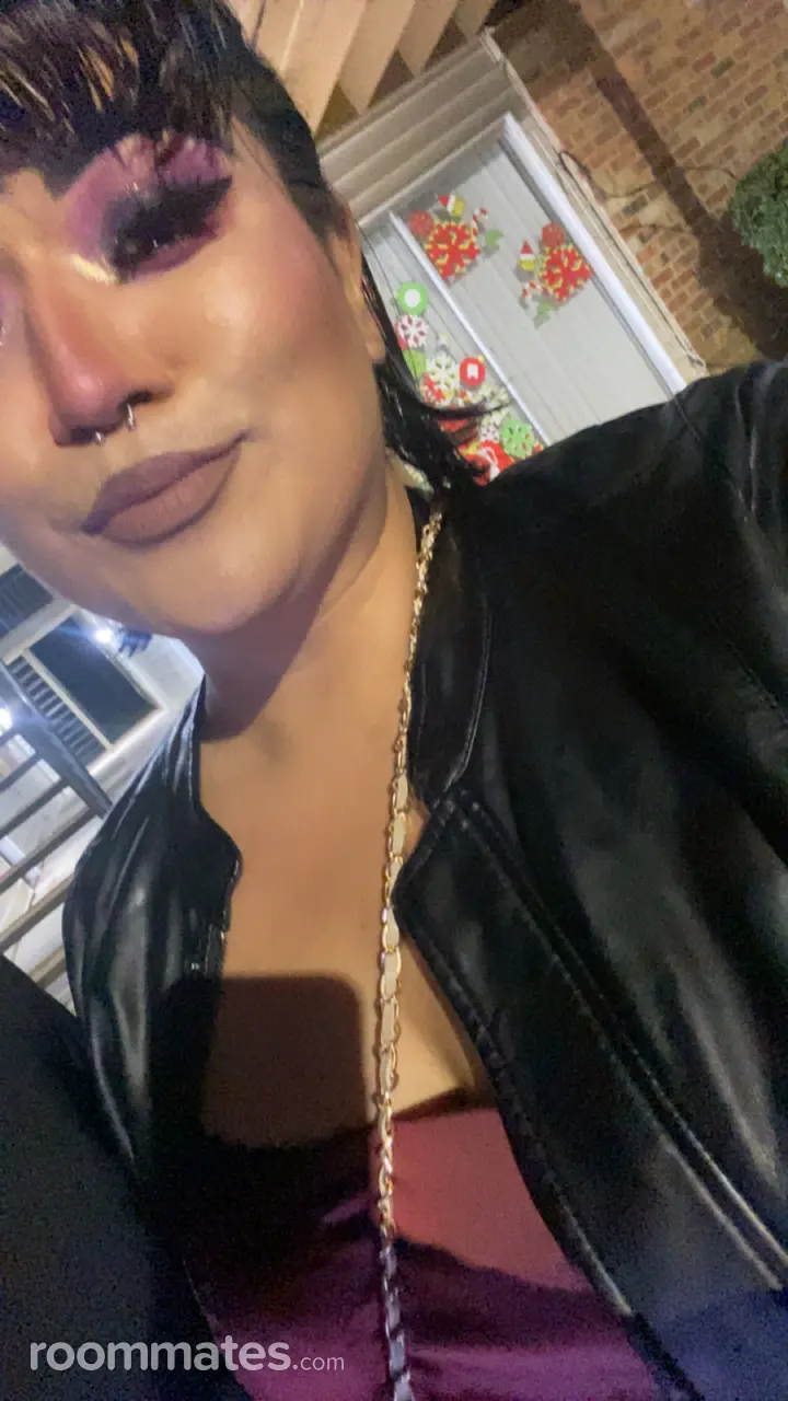 Profile photo 6 of 7