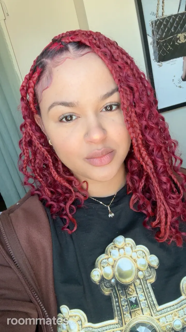 Profile photo 1 of 1