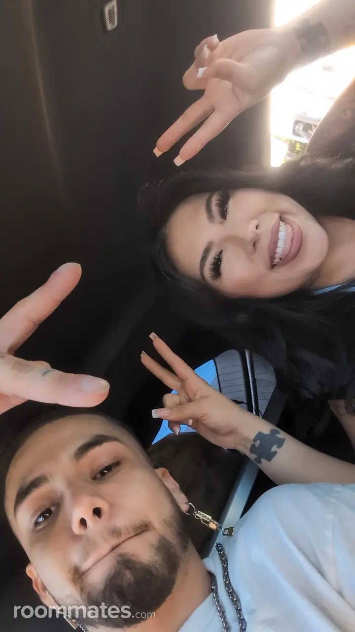 Profile photo 11 of 16