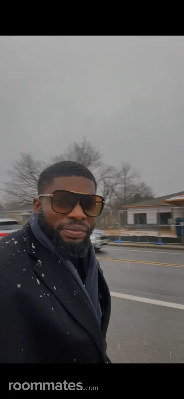 Profile photo 1 of 1