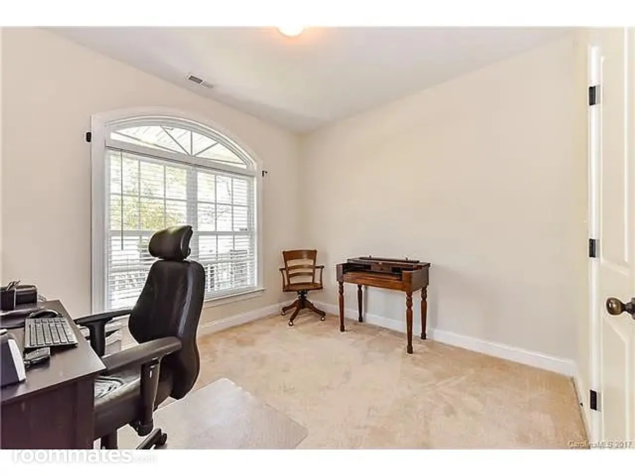 Profile photo 4 of 11