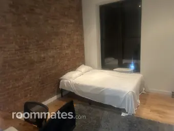 Room for rent in New York, NY $950, house