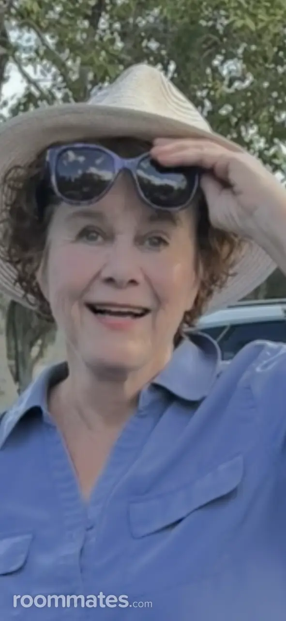 Profile photo 5 of 5