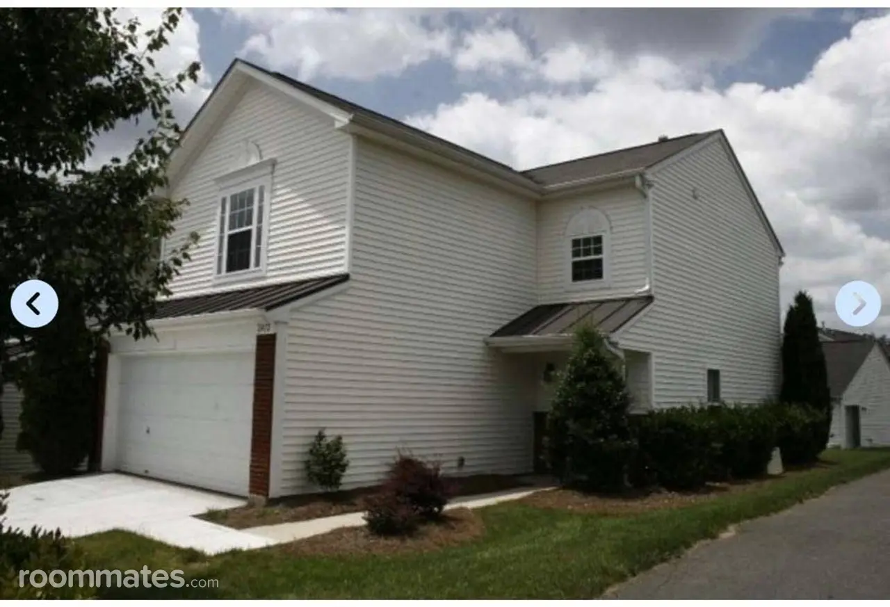 Profile photo 7 of 7