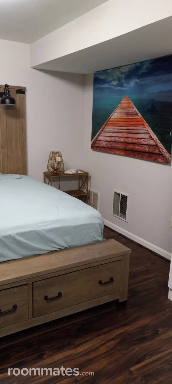 Profile photo 2 of 6