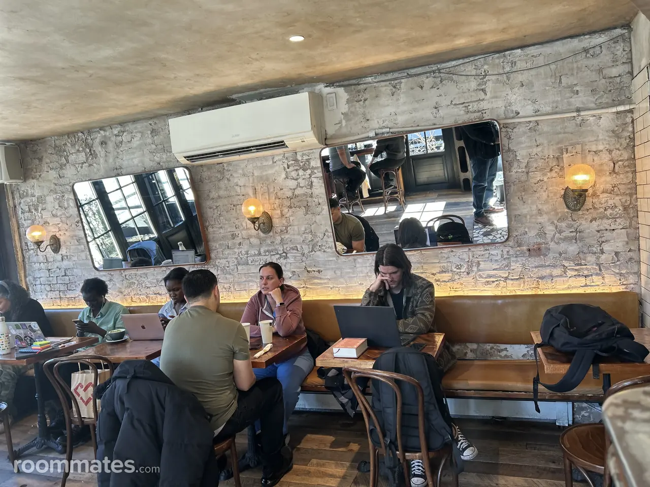 Profile photo 9 of 10