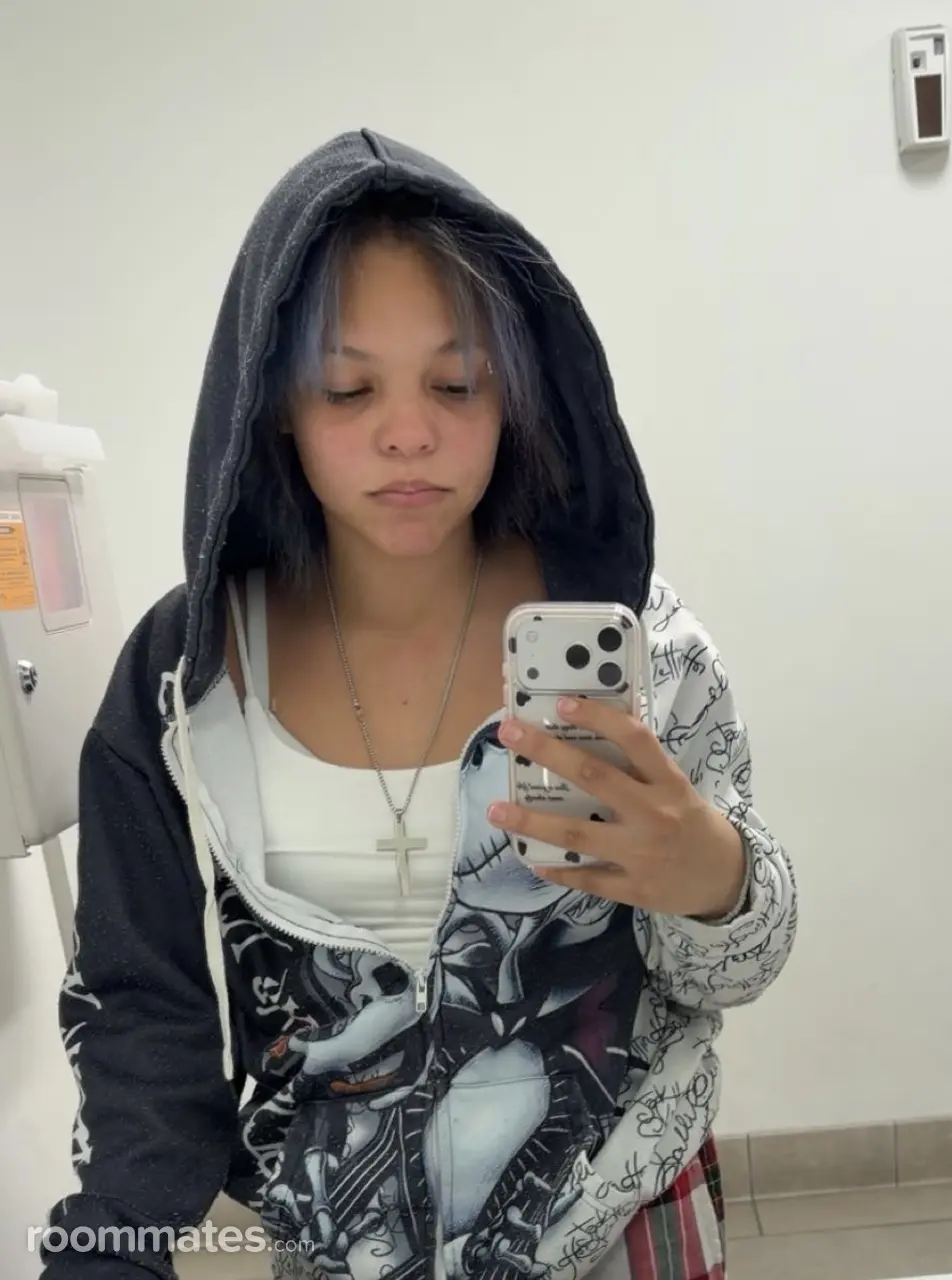 Profile photo 1 of 1