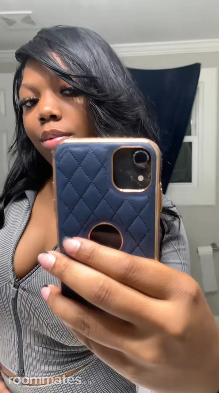 Profile photo 1 of 1