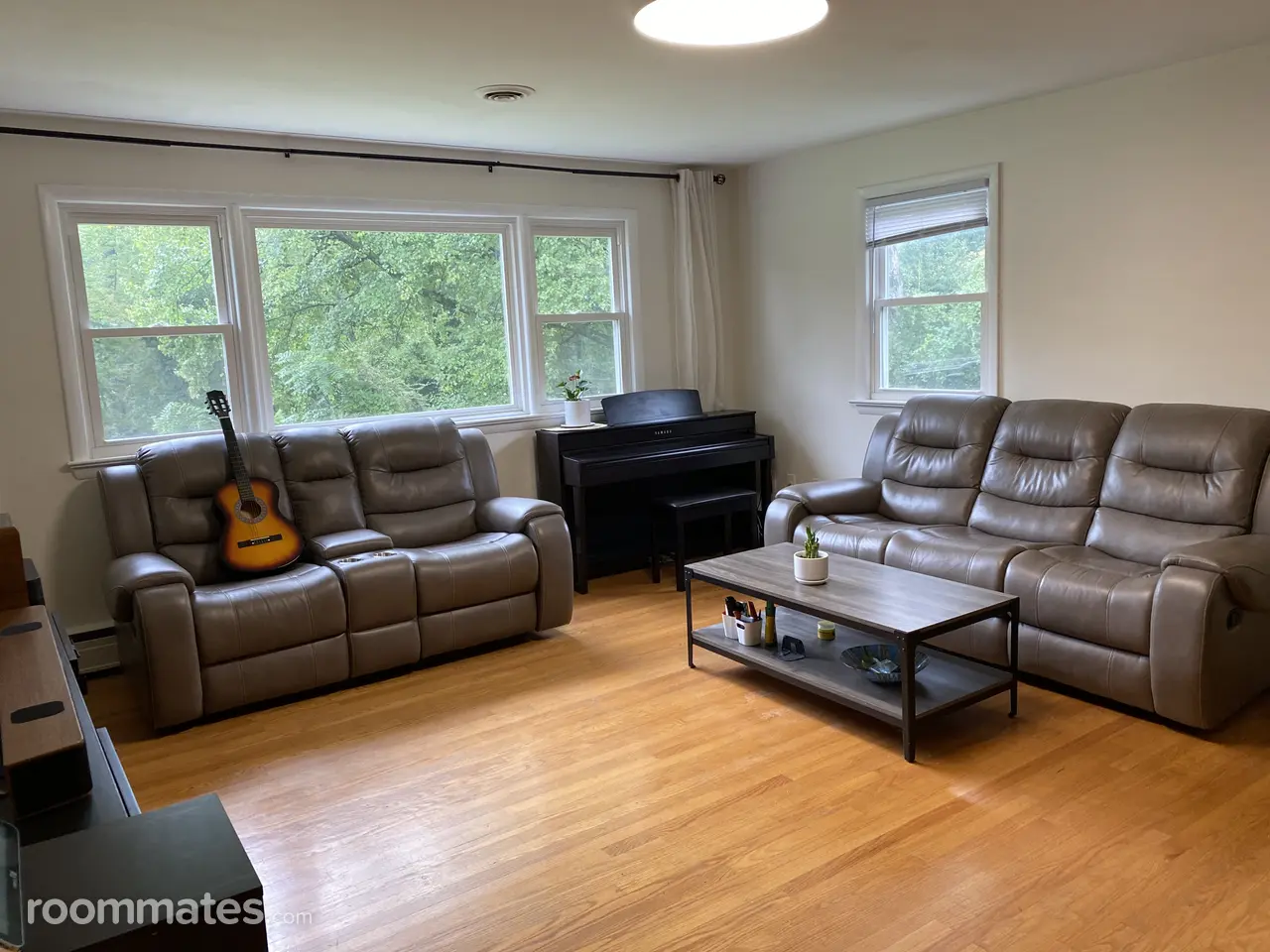 Profile photo 2 of 4