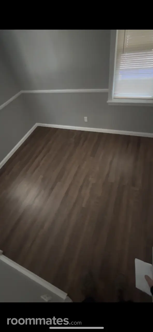 Profile photo 2 of 8