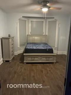 Room for rent in Avon, MA $1000, house