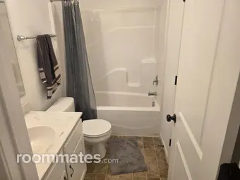 Room for rent in Mount Joy, PA $1000, townhouse