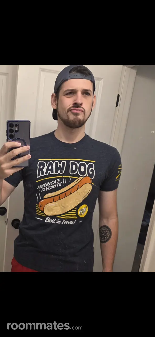 Profile photo 11 of 11