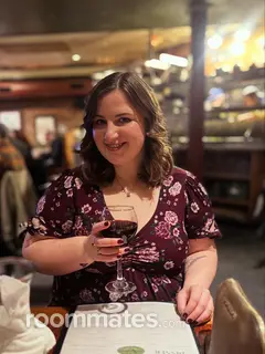 Roommate looking Medford, MA, $1500