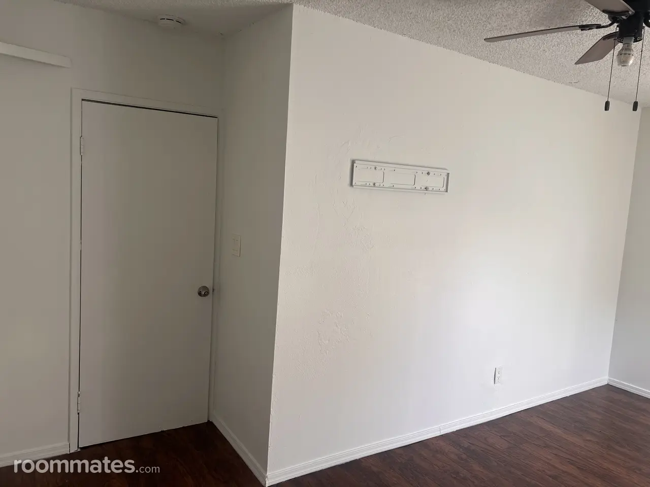 Profile photo 1 of 6