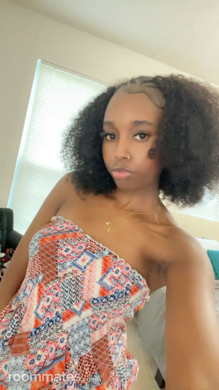 Profile photo 1 of 1