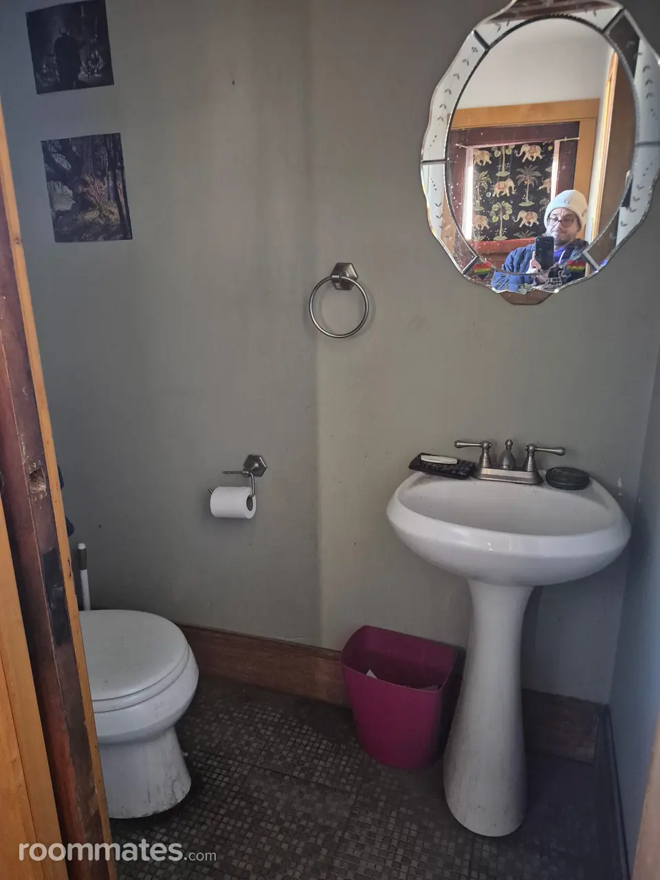 Profile photo 4 of 16