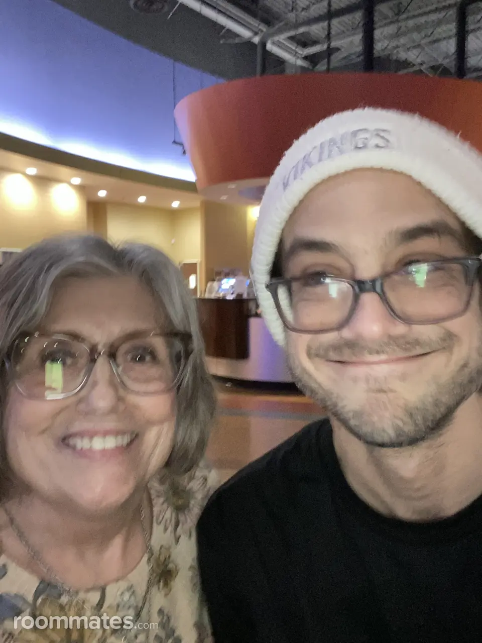 Profile photo 12 of 16