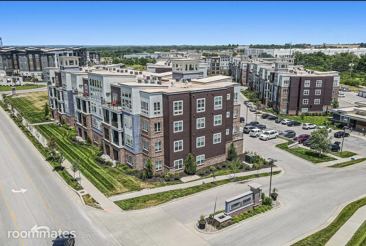 Profile photo 10 of 11