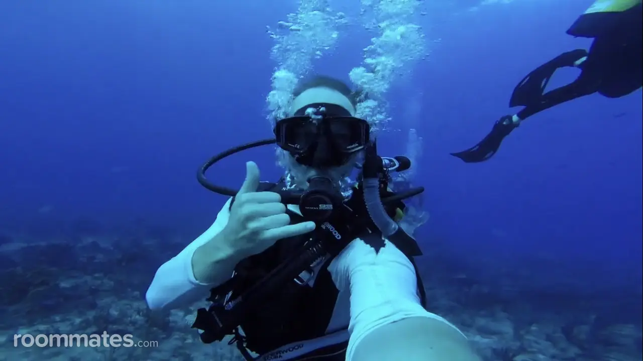 Profile photo 3 of 4