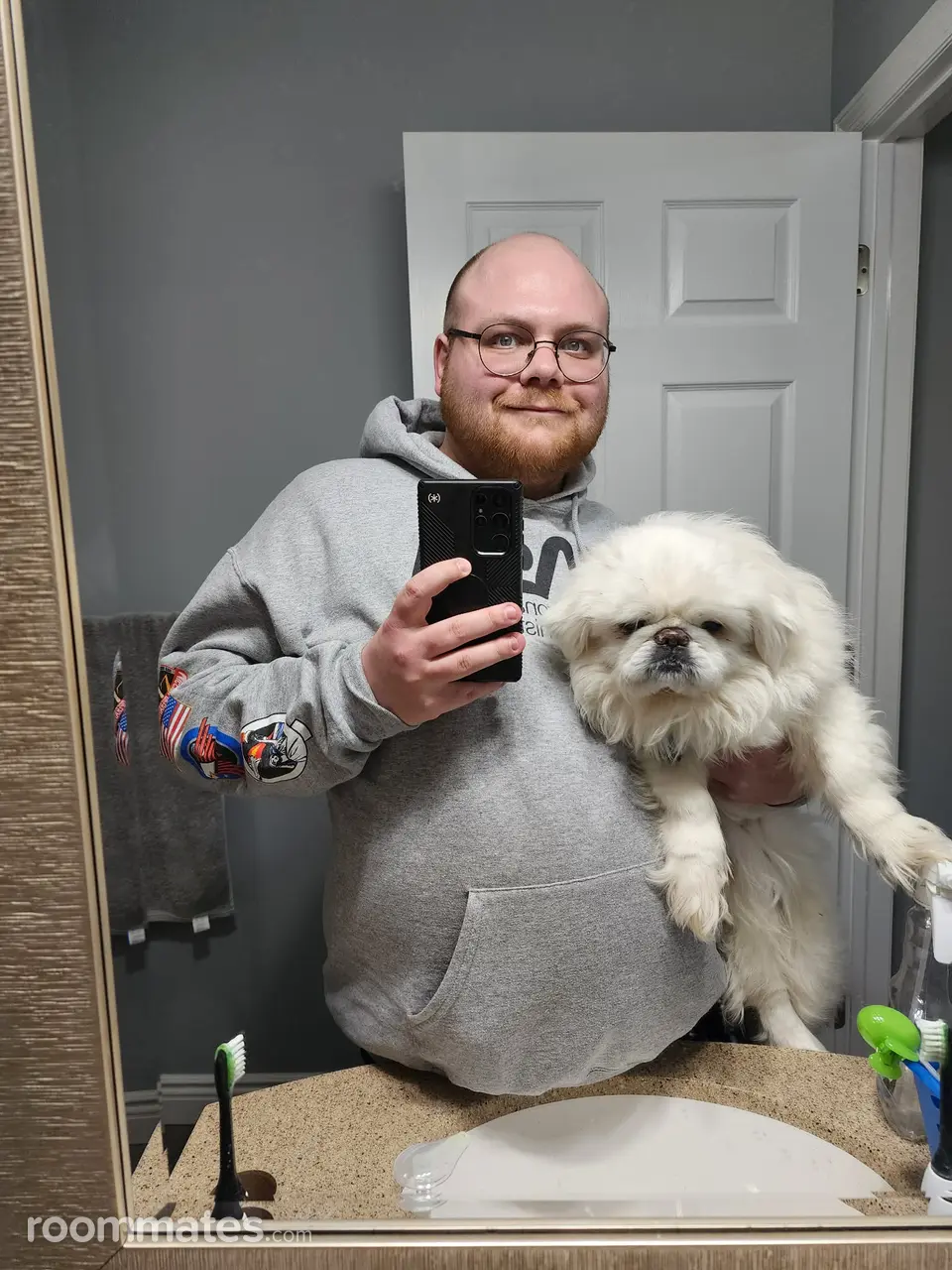 Profile photo 4 of 4