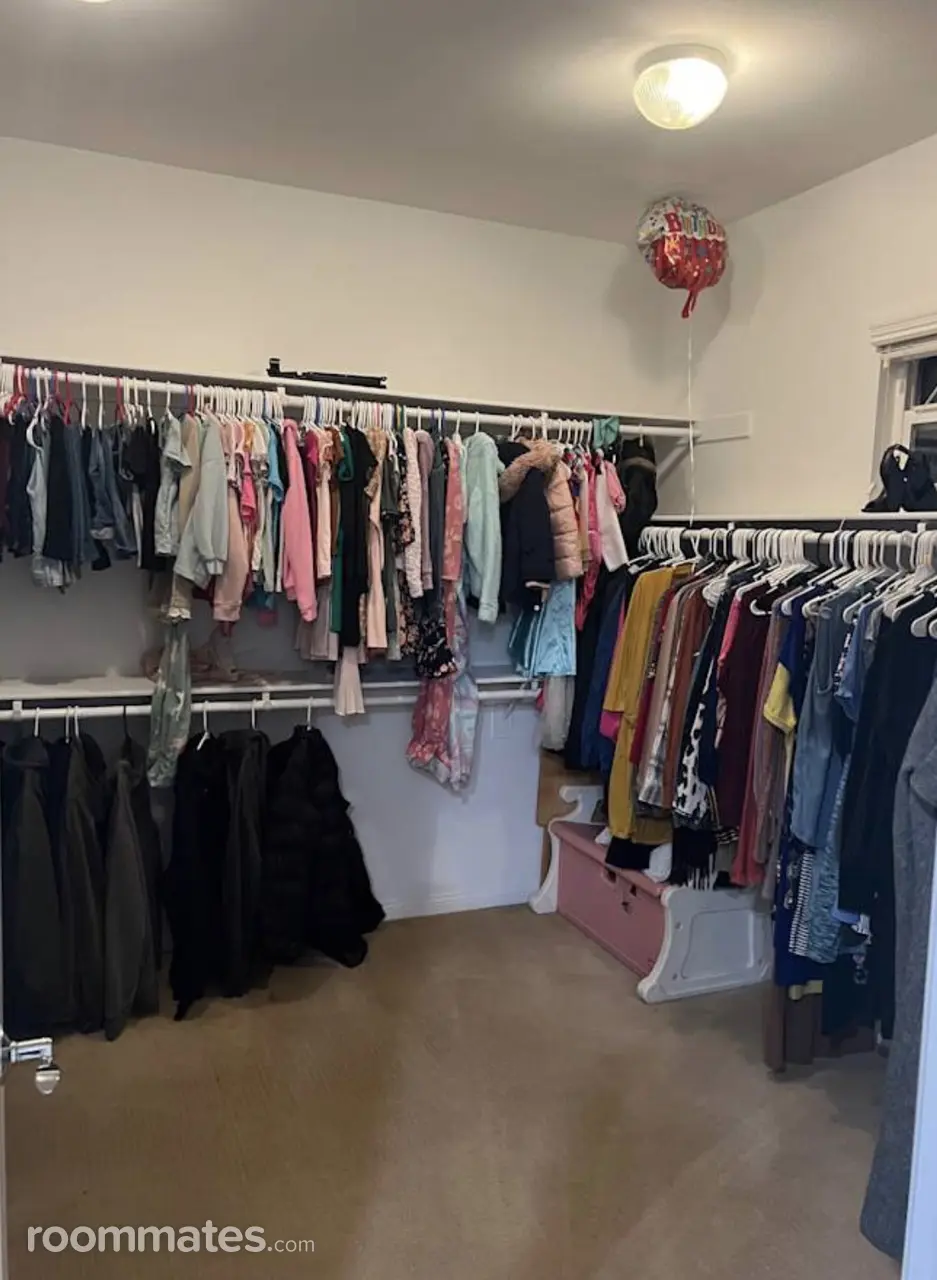 Profile photo 8 of 9