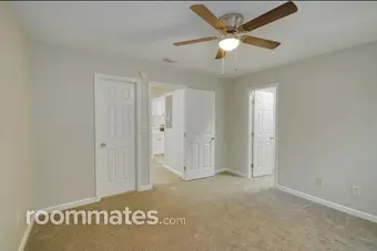 Room for rent in Tallahassee, FL $600, townhouse