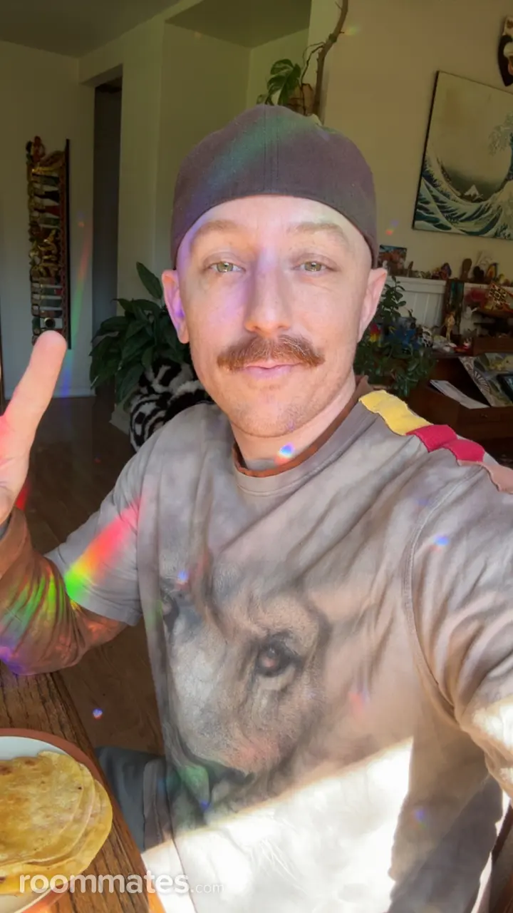 Profile photo 16 of 16