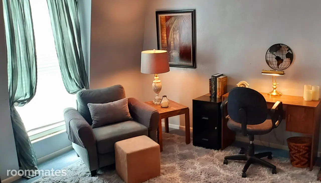 Profile photo 2 of 3