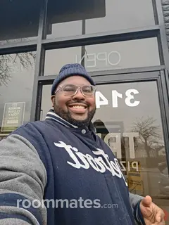 Roommate looking Warren, MI, $800