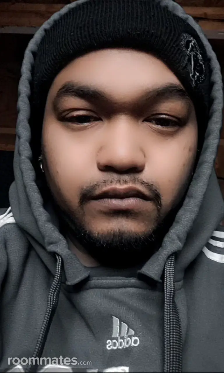 Profile photo 3 of 4