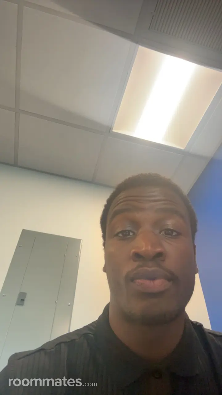 Profile photo 1 of 1