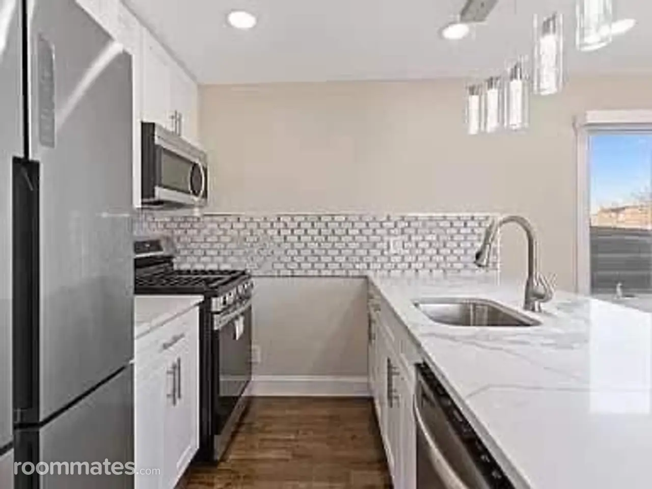 Profile photo 4 of 10