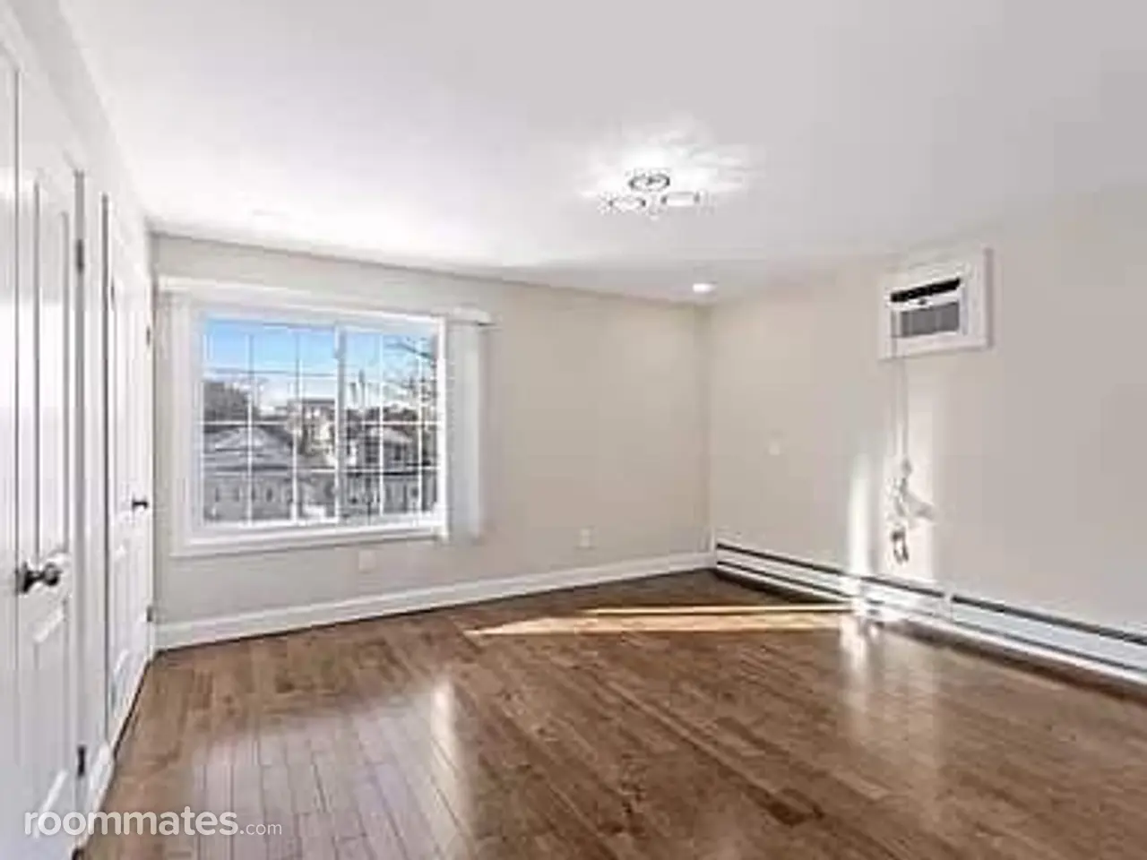 Profile photo 8 of 10