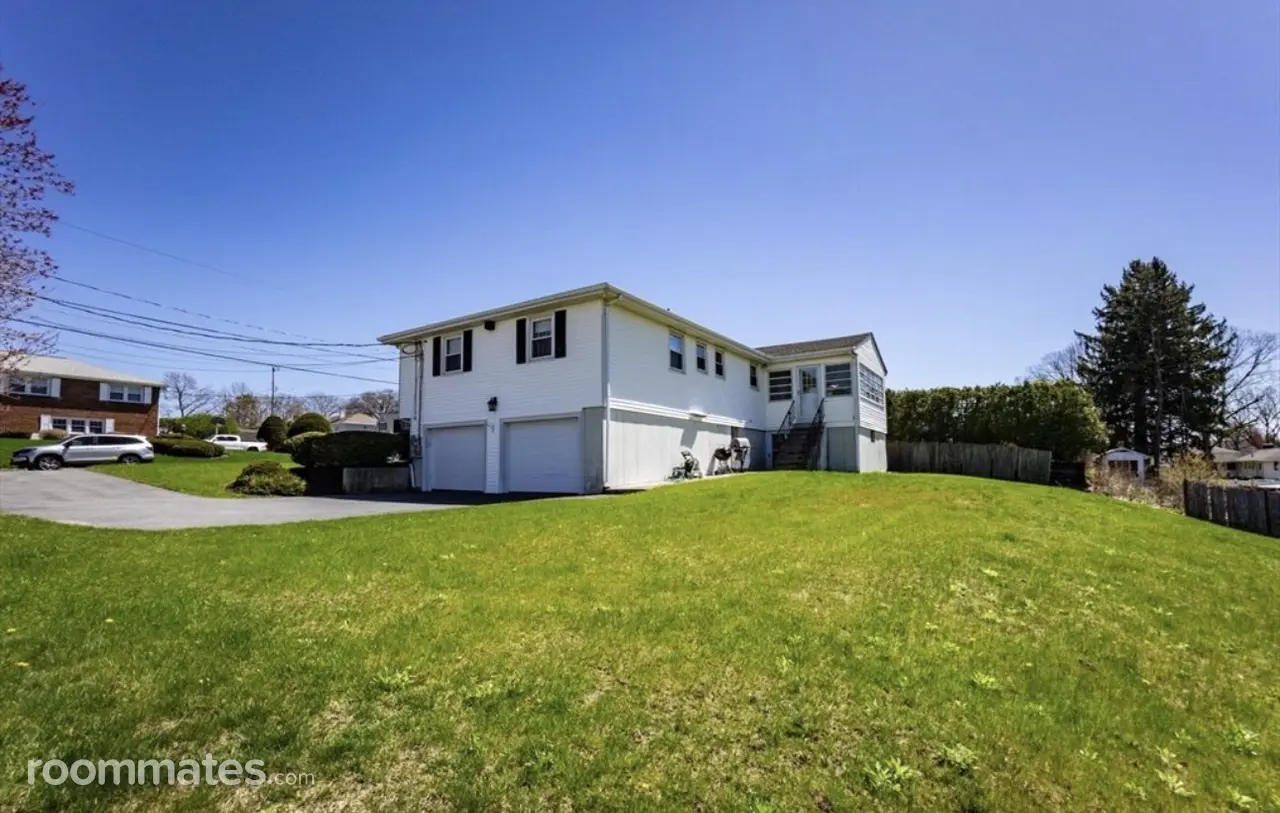 Profile photo 2 of 16