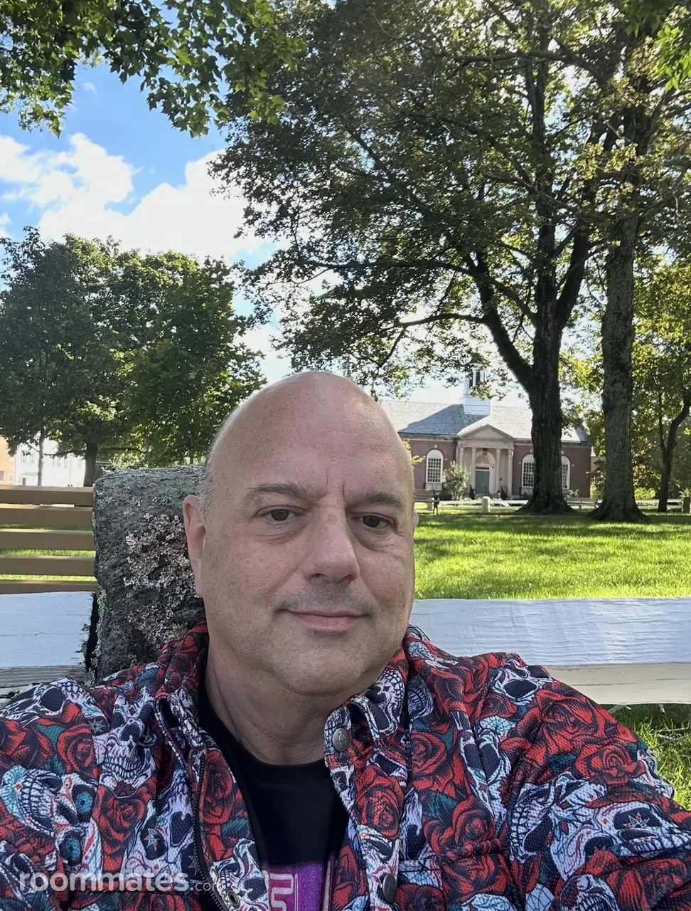 Profile photo 14 of 16