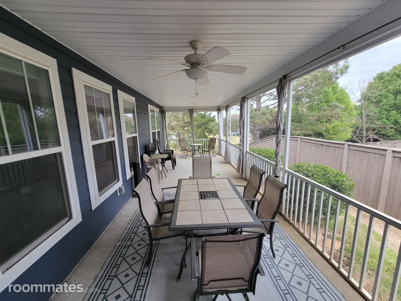 Profile photo 9 of 10