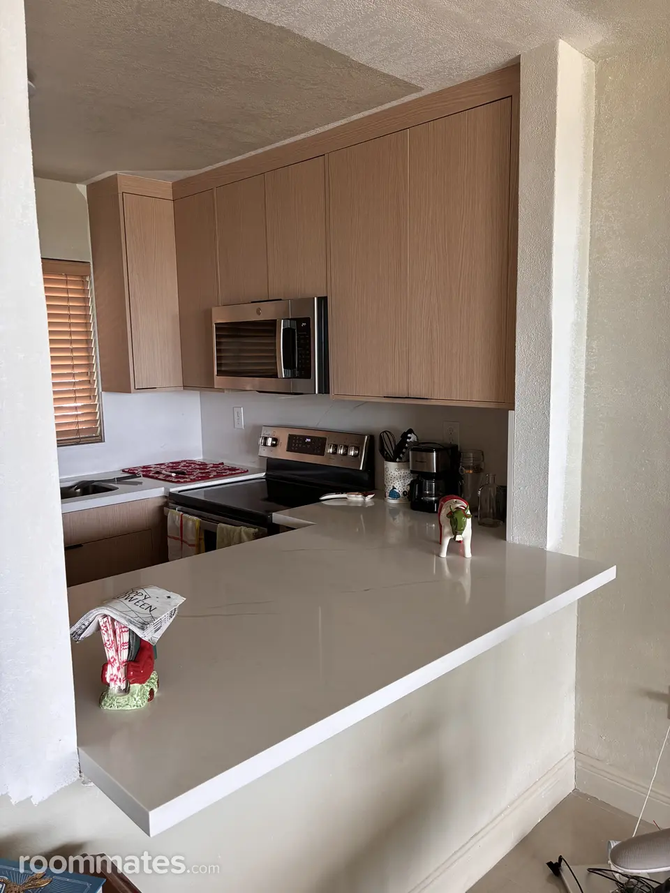 Profile photo 10 of 16