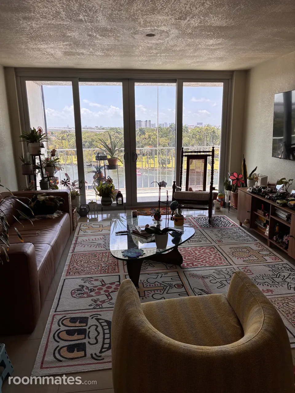 Profile photo 9 of 16