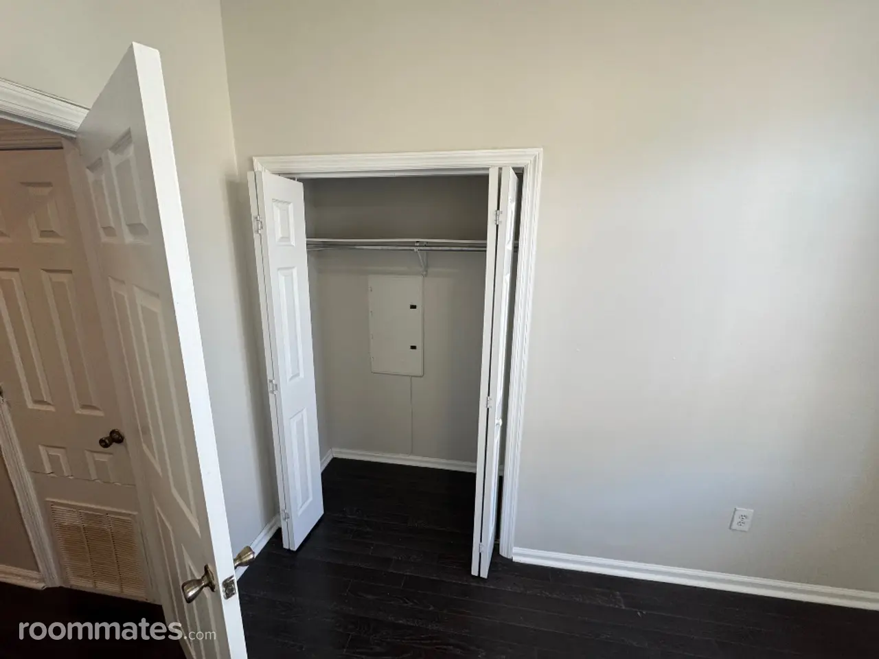 Profile photo 4 of 9