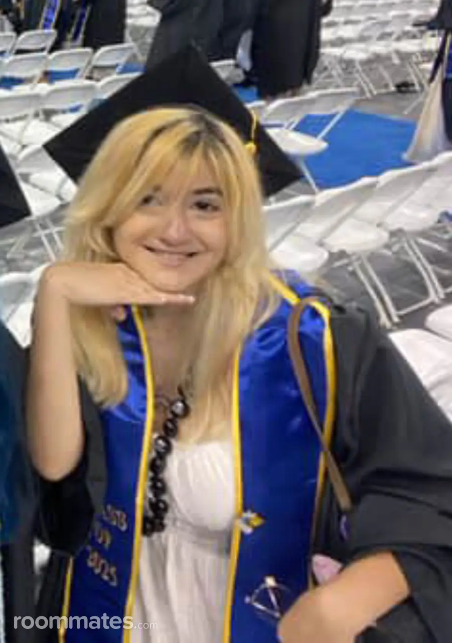 Profile photo 1 of 1