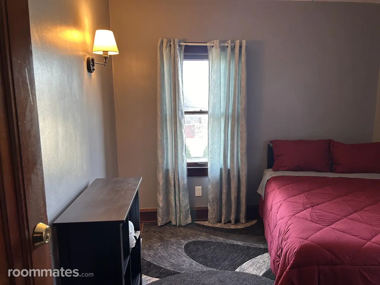 Profile photo 4 of 11