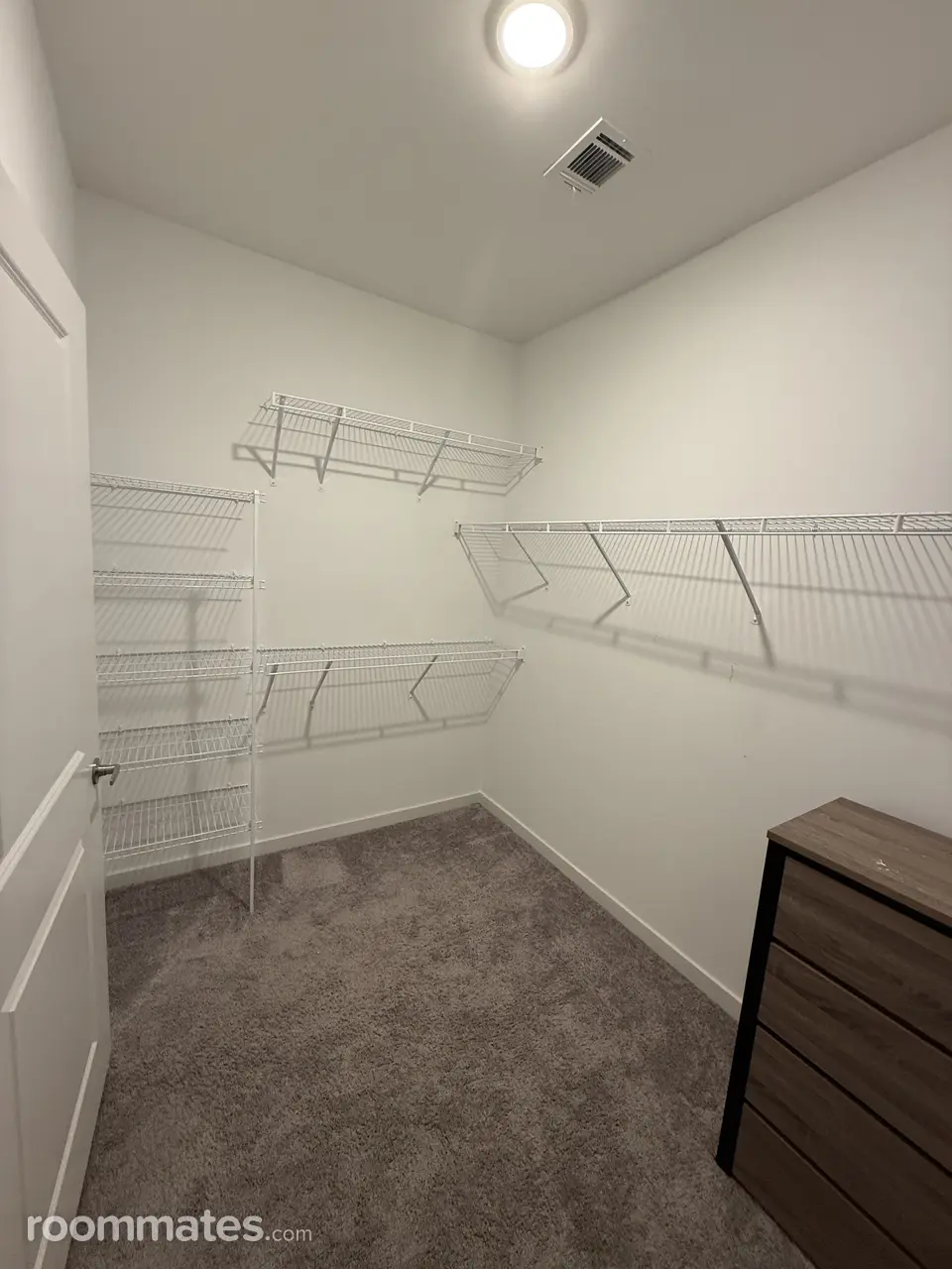 Profile photo 6 of 11