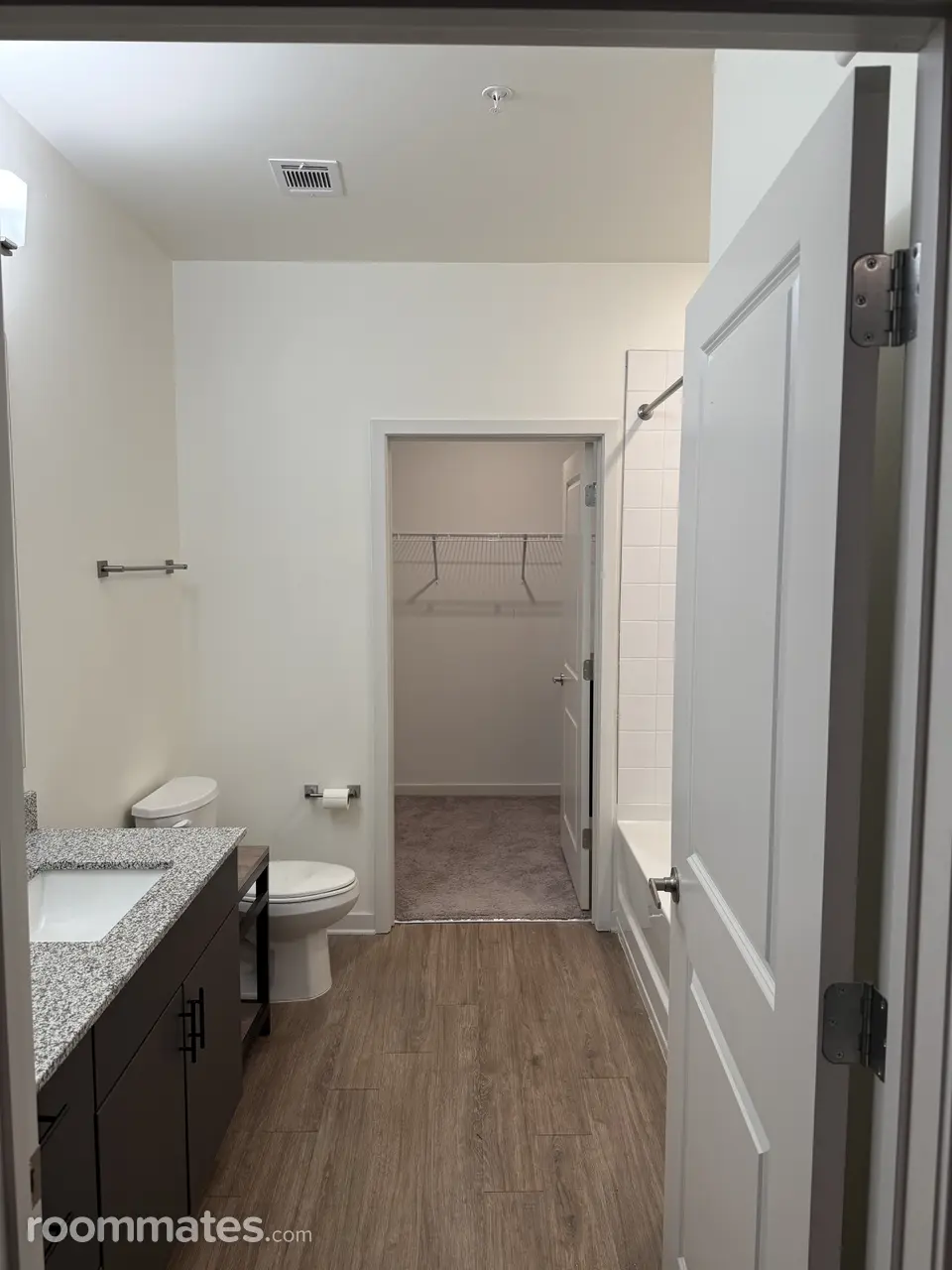 Profile photo 3 of 11