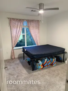 Room for rent in Gainesville, FL $1113, apartment